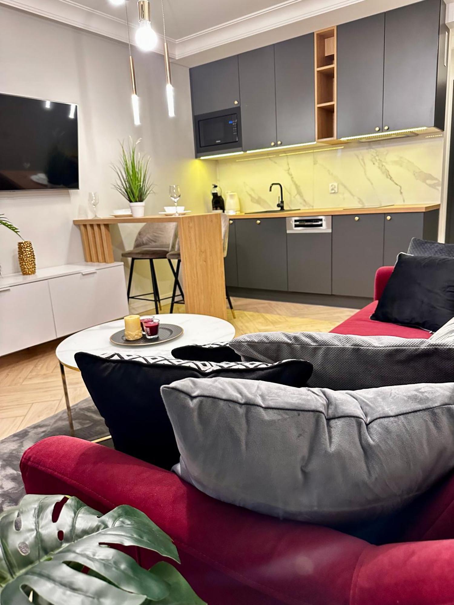 Apartamenty Kielce- Apartament Rubin Przy Zalew Kielecki, Faktura, Parking, Centrum Exteriör bild