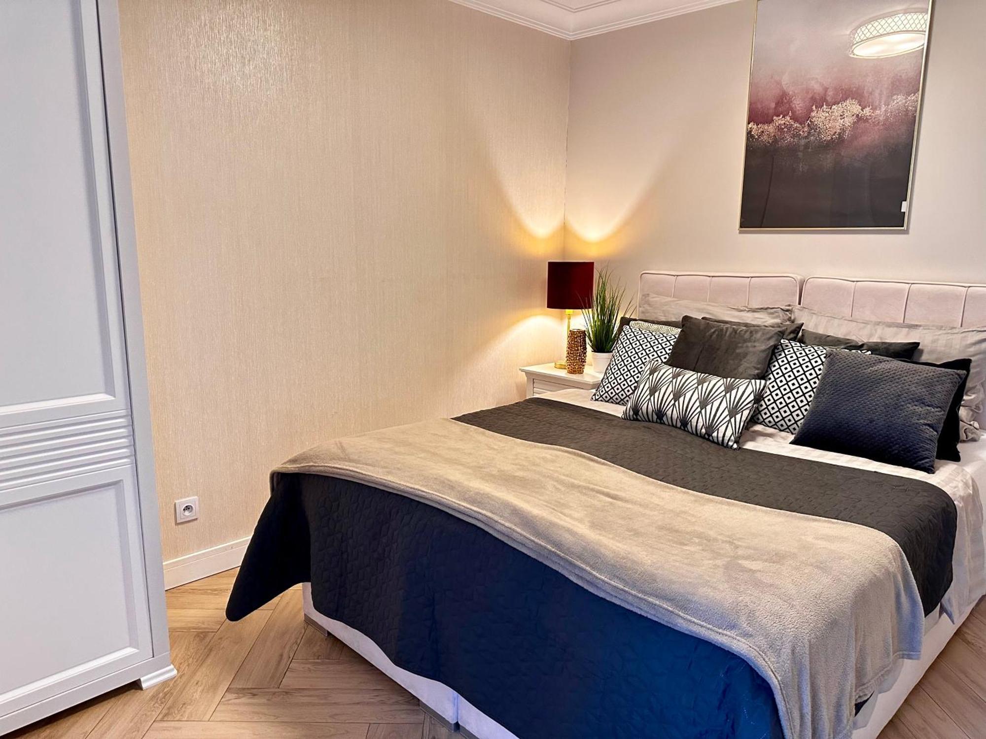 Apartamenty Kielce- Apartament Rubin Przy Zalew Kielecki, Faktura, Parking, Centrum Exteriör bild