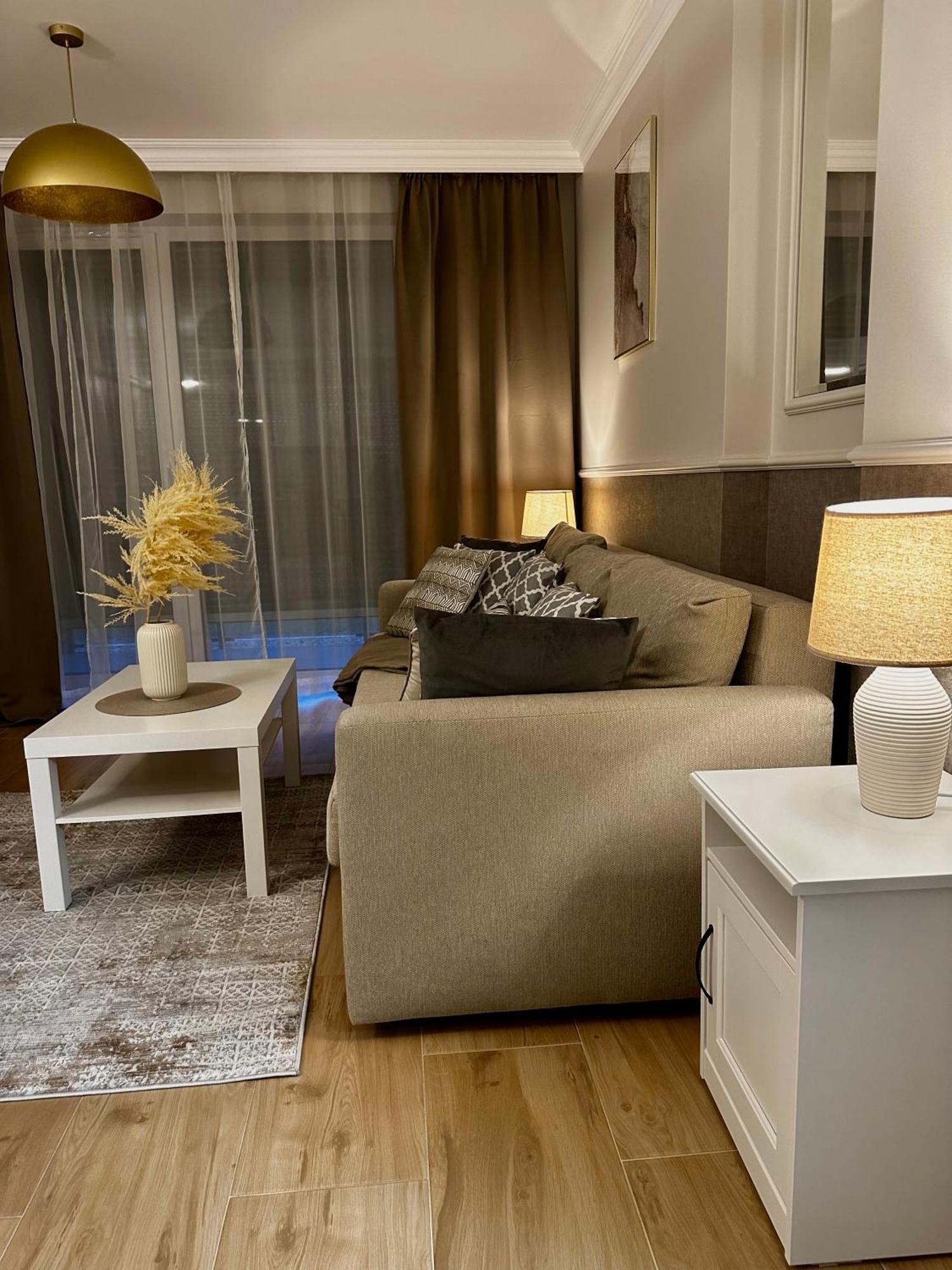 Apartamenty Kielce- Apartament Rubin Przy Zalew Kielecki, Faktura, Parking, Centrum Exteriör bild